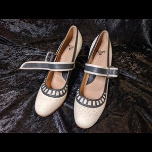 Fluevog Miracles 9.5